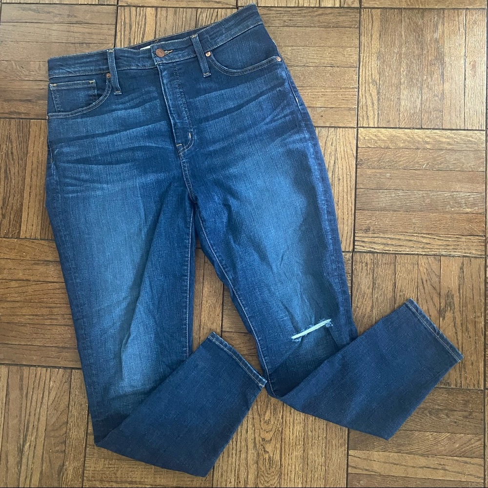 Madewell Sz 31 Curvy High Rise Skinny Jeans Lightly Distressed